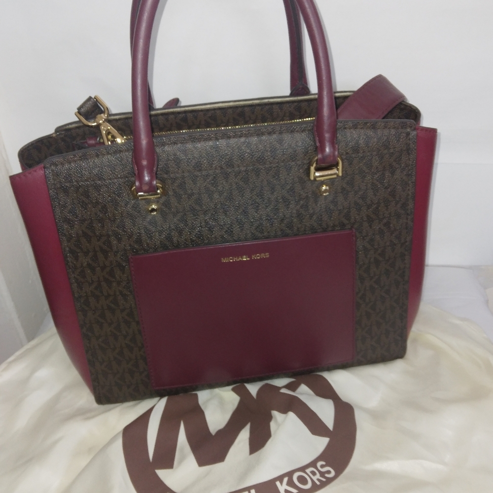 Michael Kors monogram satchel bag - Picture 15 of 16